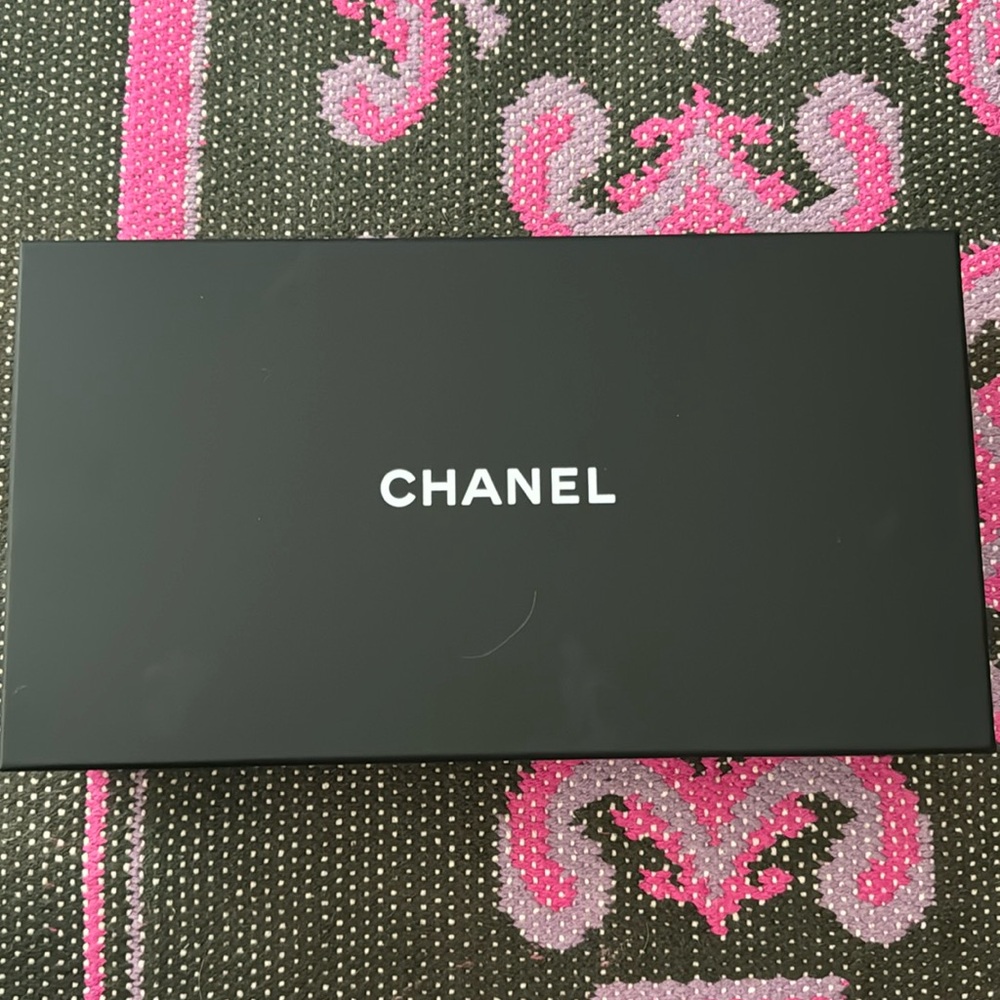 Chanel storage box with dust bag for small purse